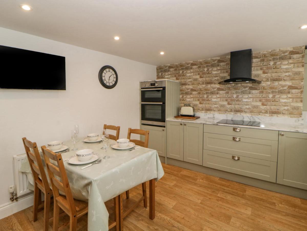 26 King Street Villa Тависток Екстериор снимка
